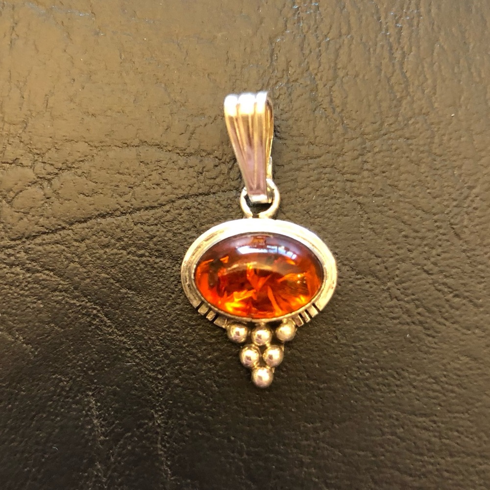 Navajo Bobby Johnson Sterling Silver Amber (possibly Mexican Fire Agate) pendant